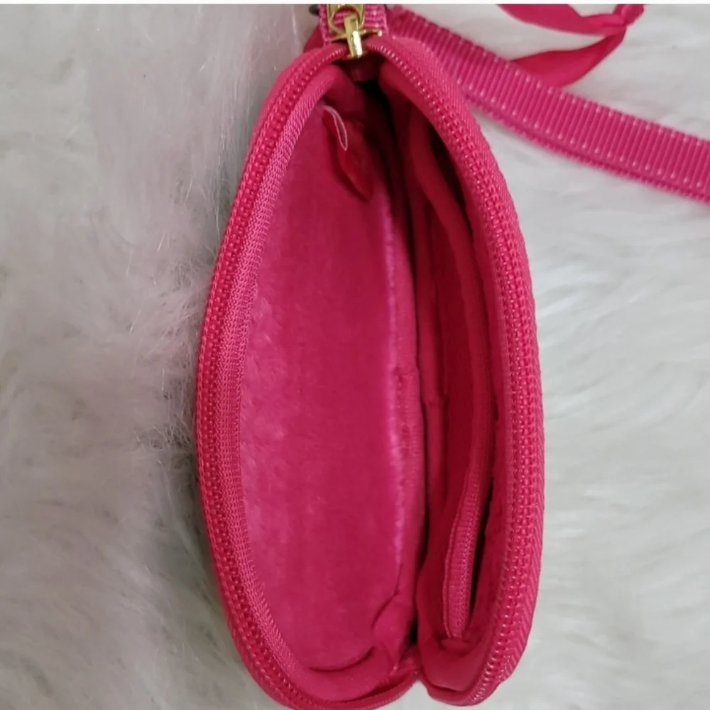 Lilly Pulitzer Wristlet in Chiquita Bonita Neoprene Zip Around Tech Case
